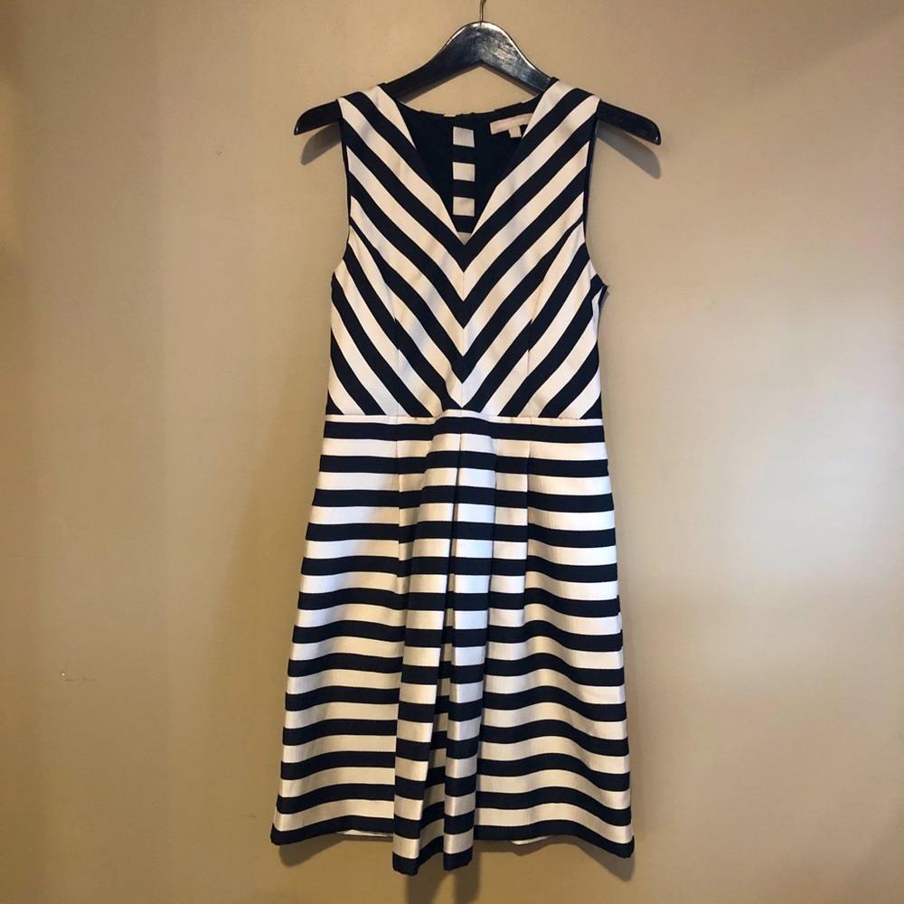 Banana Republic Sleeveless Dress